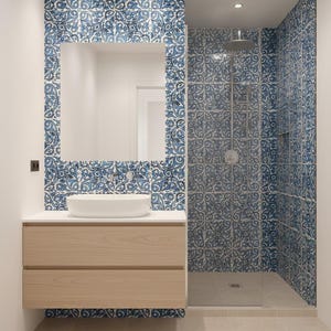 Azulejo cerámico azul - Azulejos cerámicos marroquíes - Azulejos cuadrados azules pintados a mano para pared y salpicadero - Azulejos cerámicos artesanales