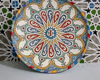 手描きのモロッコ風プレート - マルチカラーのフェズ陶器皿 - 花の