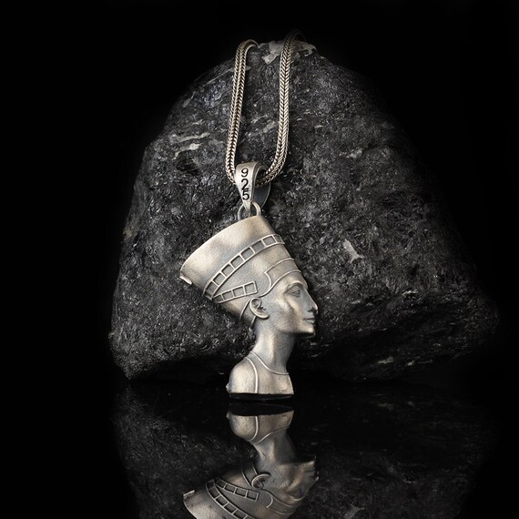 Sterling silver nefertiti necklace best sale