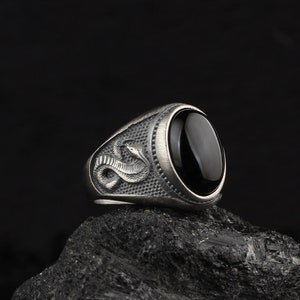 Silver Snake Ring, Onyx Snake Ring, Unique Snake Ring Silver, Cool Snake Ring, Handmade Snake Ring, Oxidized Serpent Ring, Silver Cobra Ring