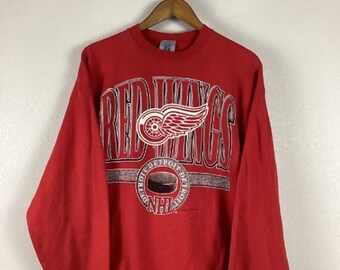 red wings sweater