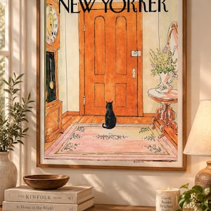 以下が含まれることがあります： 1974年2月4日発行のザ・ニューヨーカー誌の表紙を額装したプリント。オレンジ色のドアの前にあるピンクのラグの上に座る黒猫のイラストが描かれています。グランドファーザー時計、花が飾られたサイドテーブル、そしてThe New Yorkerの文字が含まれています。