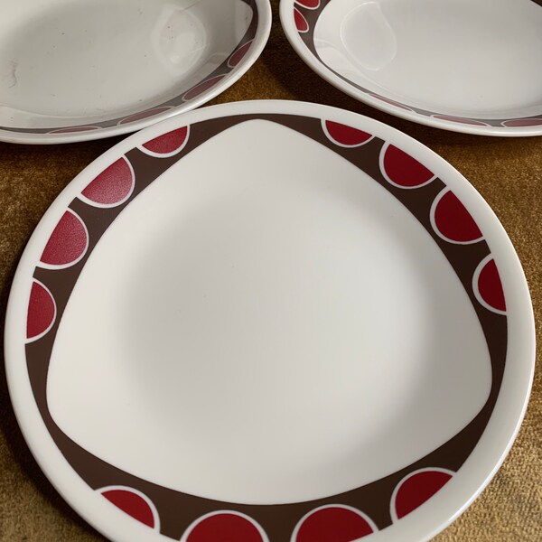 Set of 4 Corning Corelle Vitrelle Kitu Brown & Red Dots Bread Plates