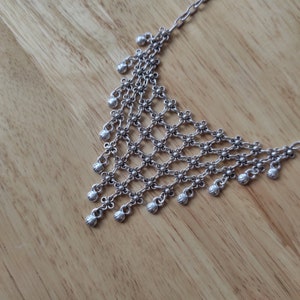 Leaf Flexible Triangle Necklace-Christmas Gift-Button Rolo Chain Charm Necklace-Silver Minimalist Jewelery-Gift for Her-Accesory