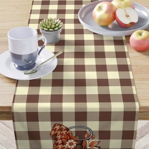 Table Runner - Beige Buffalo Plaid With Tiered Gnomes