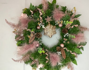 Couronne de Noël de luxe bijou à plumes roses
