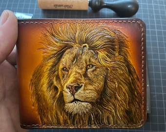 Cartera con grabado de león, cartera personalizada, cartera para él, cartera plegable de cuero con diseño artístico, regalo de Navidad