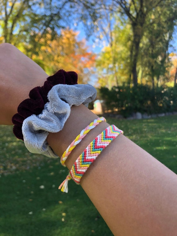 Custom Candy Stripe Friendship Bracelets, Colourful Woven String Bracelets  -  Denmark