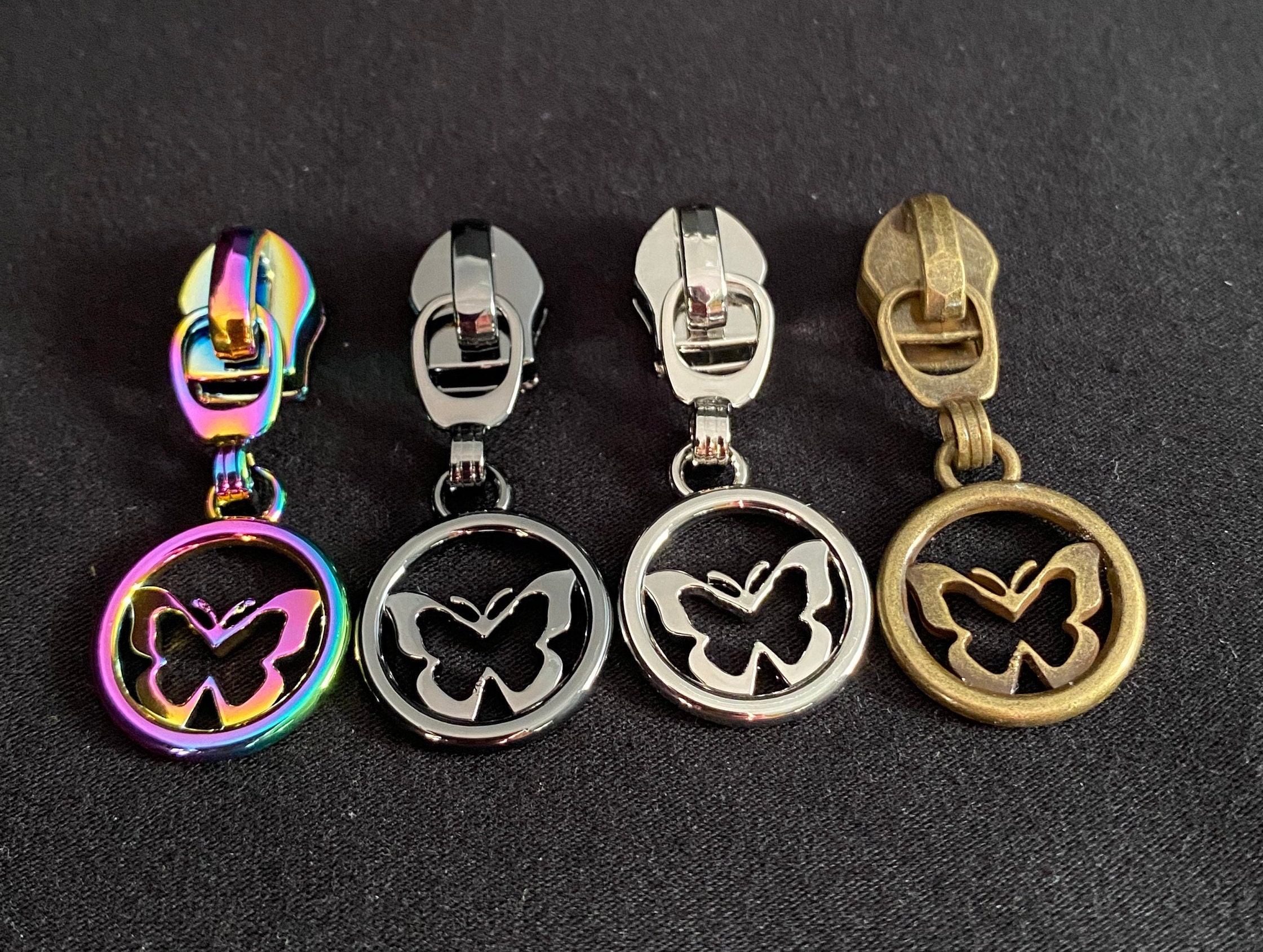 Zipper „Butterfly 2“, breit / Schieber für Endlosreißverschlüsse mit breiter Kunststoffraupe/ Anhänger / Puller