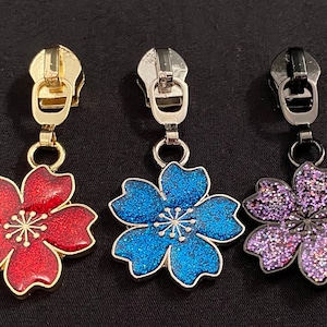 Zipper &quot;Sparkling Blossom&quot;, wide / slider for wide endless zippers with plastic bead / pendant / puller