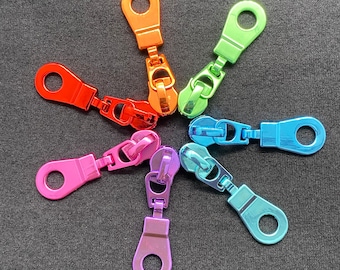 Zipper „Circle - Intense Colors“, breit / Schieber für breite Endlosreißverschlüsse mit Kunststoffraupe / Anhänger / Puller