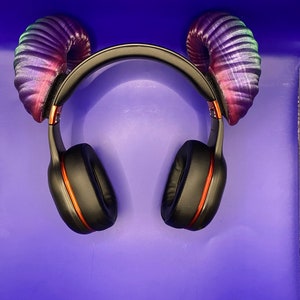Demon horn headphone attachments.