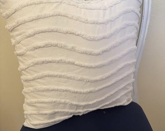 Vintage White Chenille Pillow Cover Wavy Textured Cottage Shabby 16