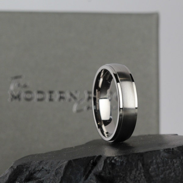 Titanium stepped edge wedding ring band, comfort fit - Matt/Brushed finish centre - 5 to 8mm width available - Free Inside Engraving!