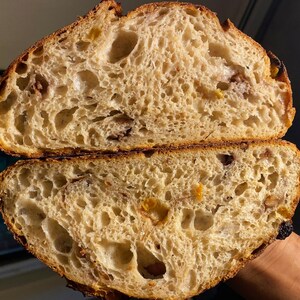 Cinnamon Raisin Bread