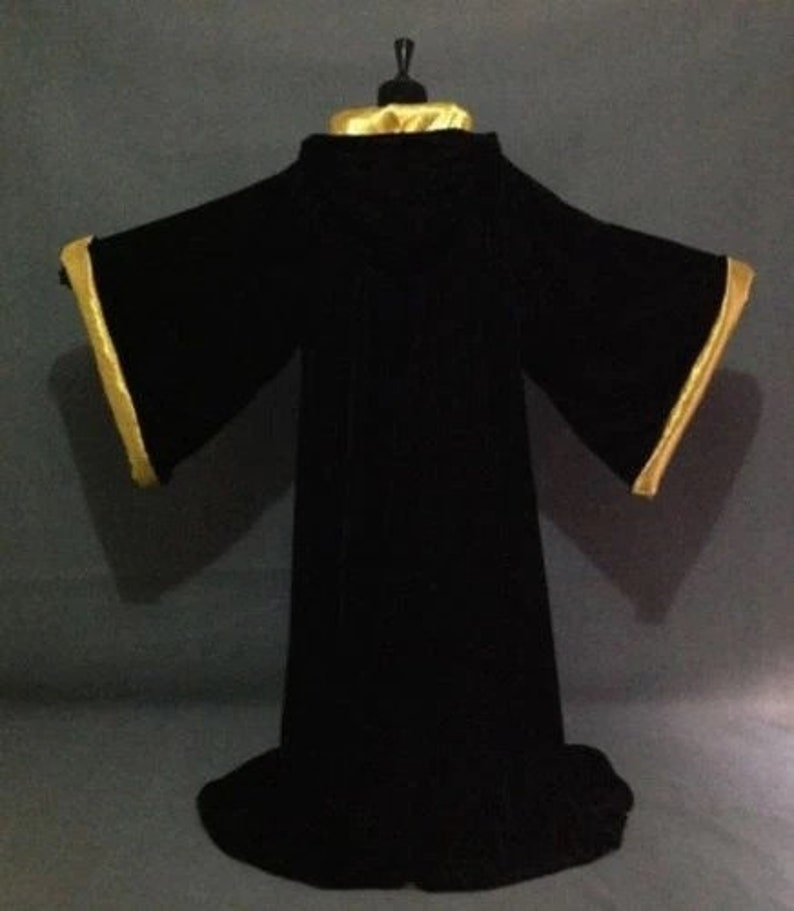 Luxury Velvet Hooded Wizard Cloak Halloween Cape Cosplay - Etsy