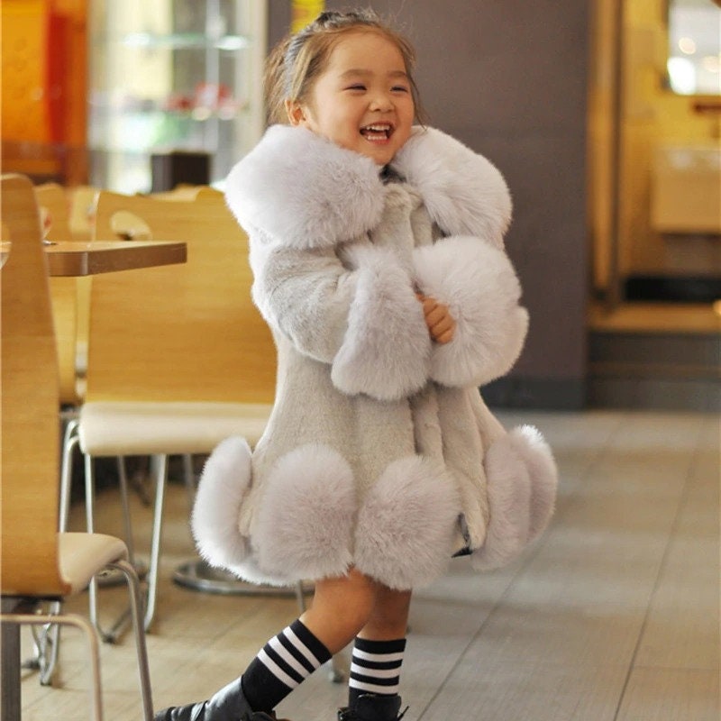 White Faux Fur Pearl Button Special Occasion Shrug Match Flower Girls Dress Size 0-12