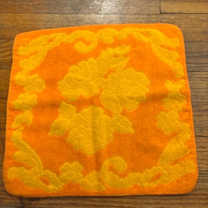 70s Cannon Monticello washcloth size bath cotton towel vintage floral orange yellow bathroom retro groovy bath decor roses flowers