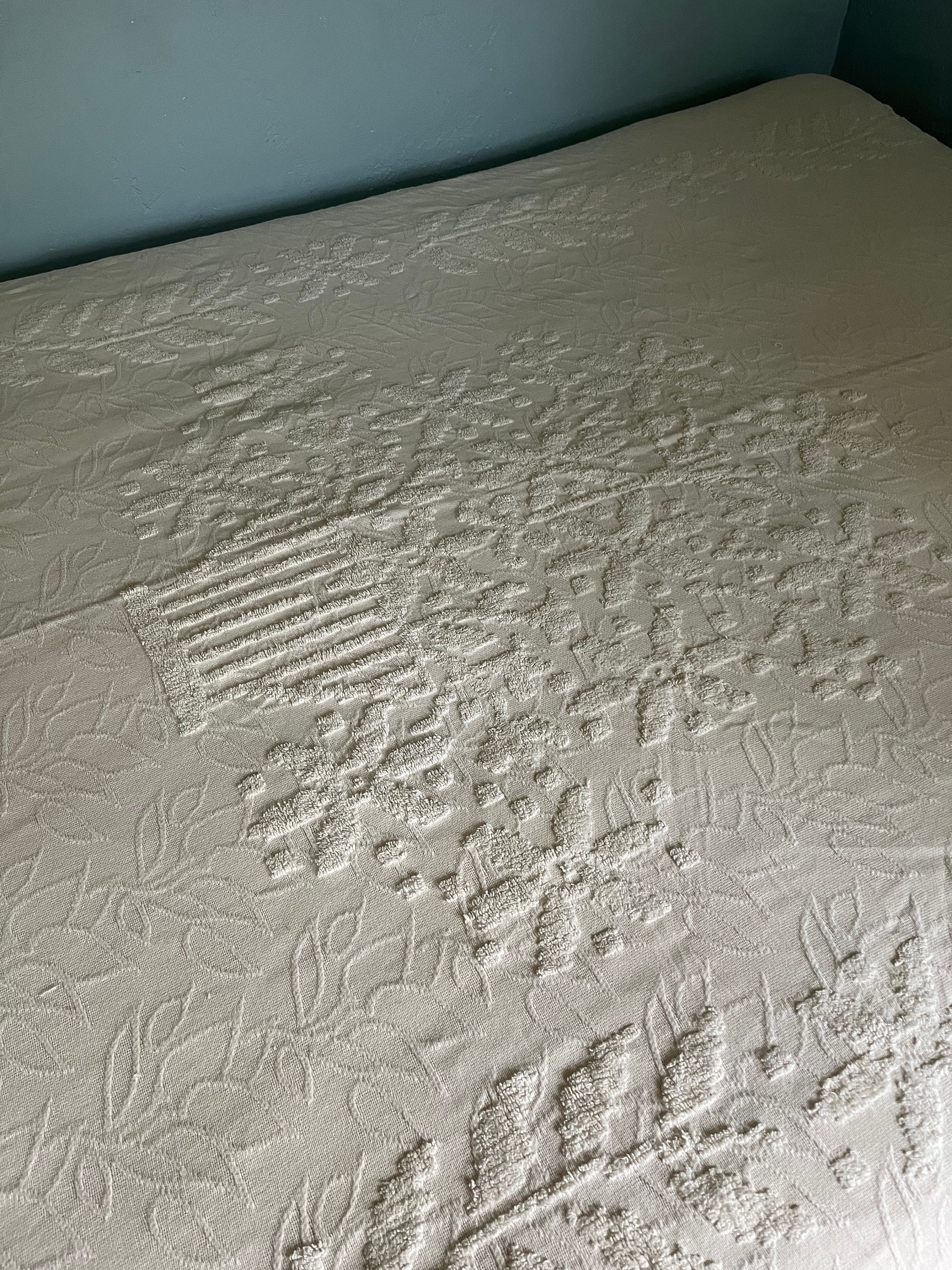 White Beige Jcpenney Chenille Coverlet Bedspread Full Size Etsy