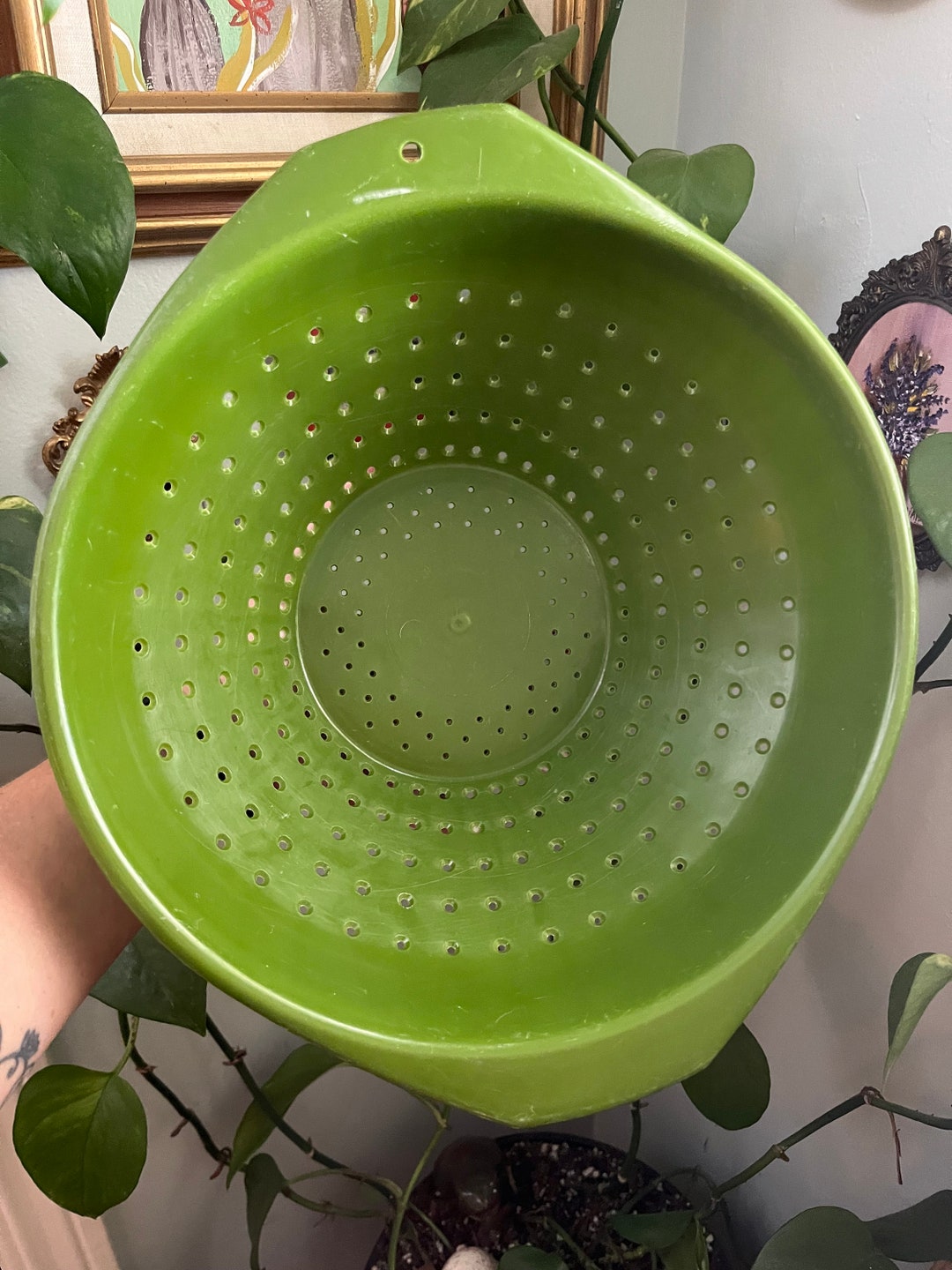 Large Vintage Plastic Olive Avocado Green Kitchen Strainer 60s 70s Home