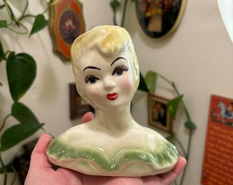 1950&#39;s Horton Glamour Girl Head Vase Green dress blonde hair blue eyes lady head vase 5.25in tall