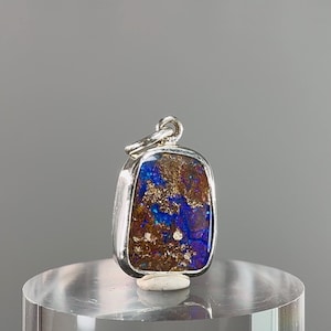 Australiskt pipopalhänge i sterlingsilver - hjärtmotiv, blått och violett, handgjort