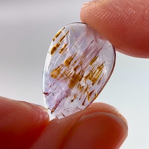 Gorgeous Super Seven Amethyst Cabochon w/ Golden Cacoxenite Feather Inclusions 0.9g PLEASE READ DESCRIPTION Melody stone / Lepidocrocite