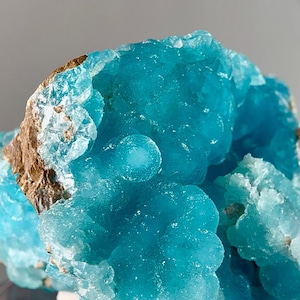 Stunning High Grade Gel Turquoise Bubblegum Blue Hemimorphite Crystal 102.9g PLEASE READ DESCRIPTION Natural mineral specimen / Botryoidal
