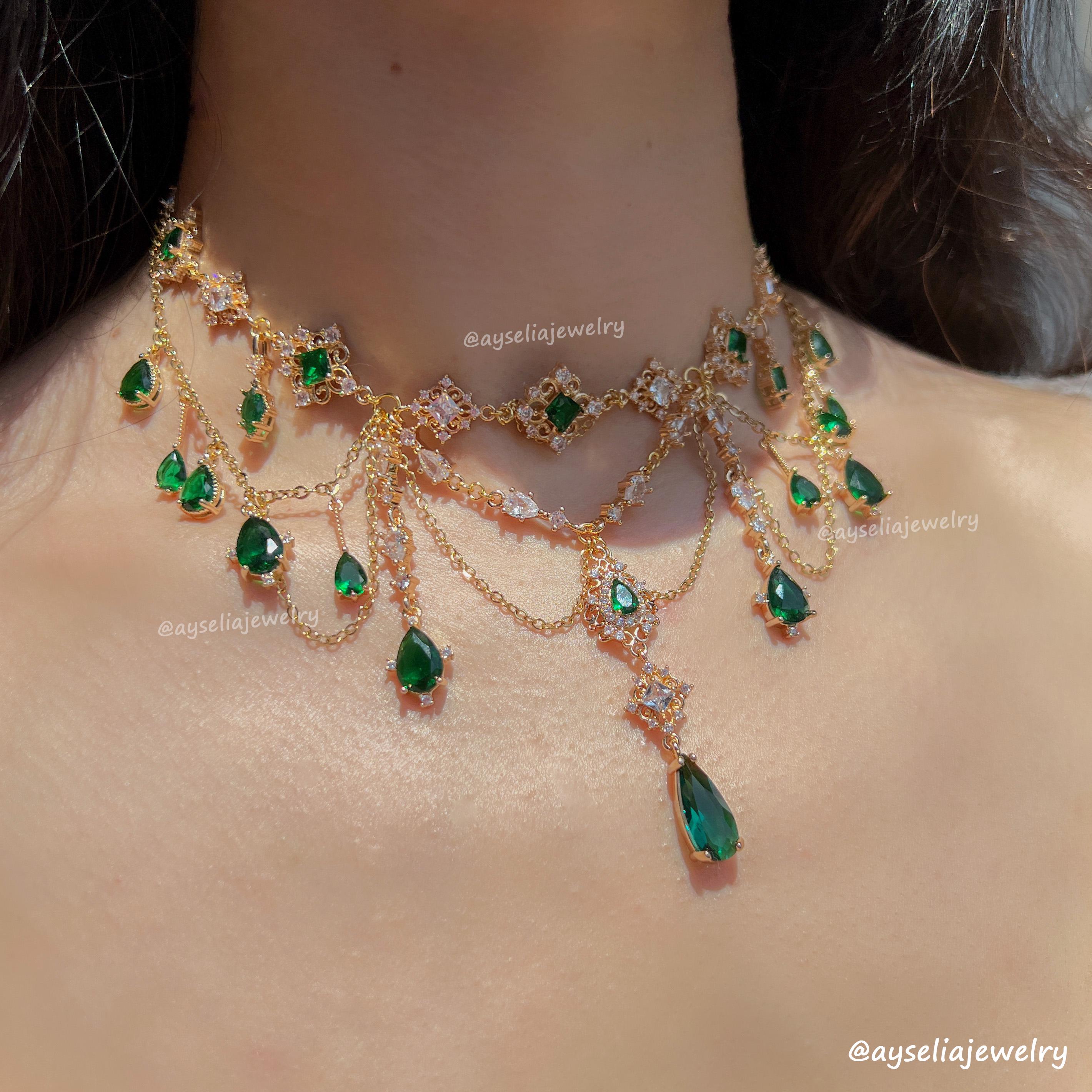 Green Dress Necklace - Etsy Canada