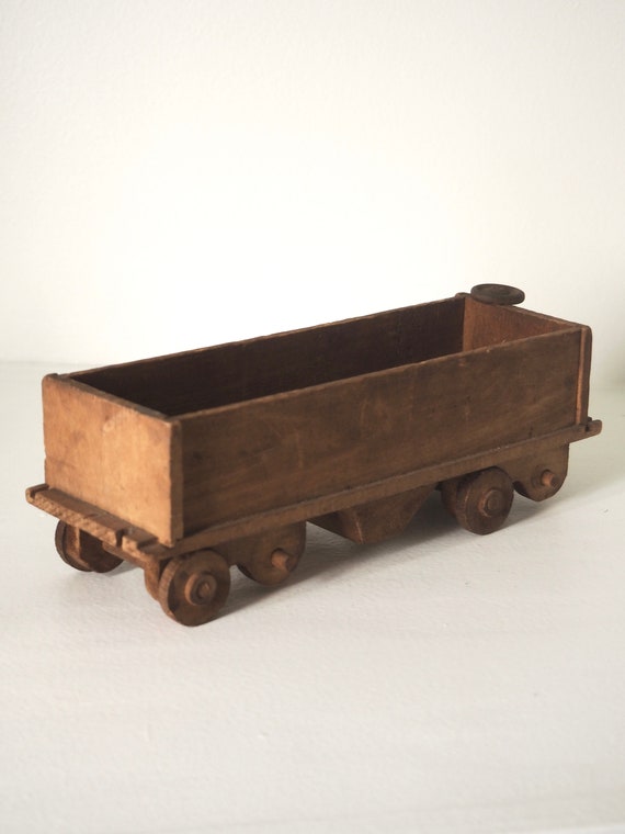 Primitive Folk Art Wooden Toy Train - image 4