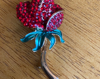 Monet Stunning Gold Tone Enamel Red Rhinestone Rose Brooch Pin