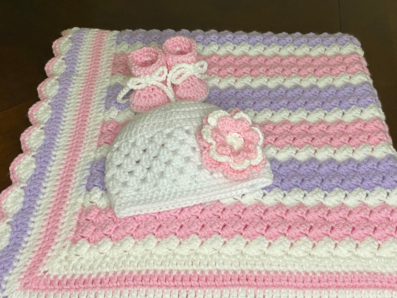 Crochet Baby Girl Blanket With Matching Booties and Hat Set, Newborn Bootie, Baby Hat and Booty