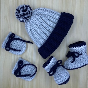 Dallas Cowboys sport team colors baby beanie, booty and mitten set, newborn booties, newborn mittens, baby hat, baby shower gift, baby booty