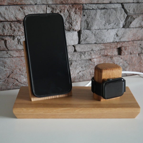 iPhone 12, 13 and 14 Pro Max Apple Watch Magsafe Charging Station Oak Wireless