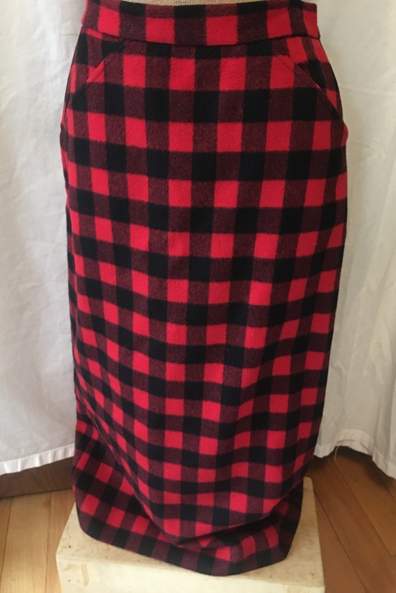 Vintage Redwood & Ross red n black wool plaid max… - image 3