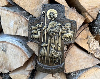 Jezus kruisbeeld, Jezus de goede herder, kruis in eikenhout, kruisbeeld, religieus cadeau, snelle verzending
