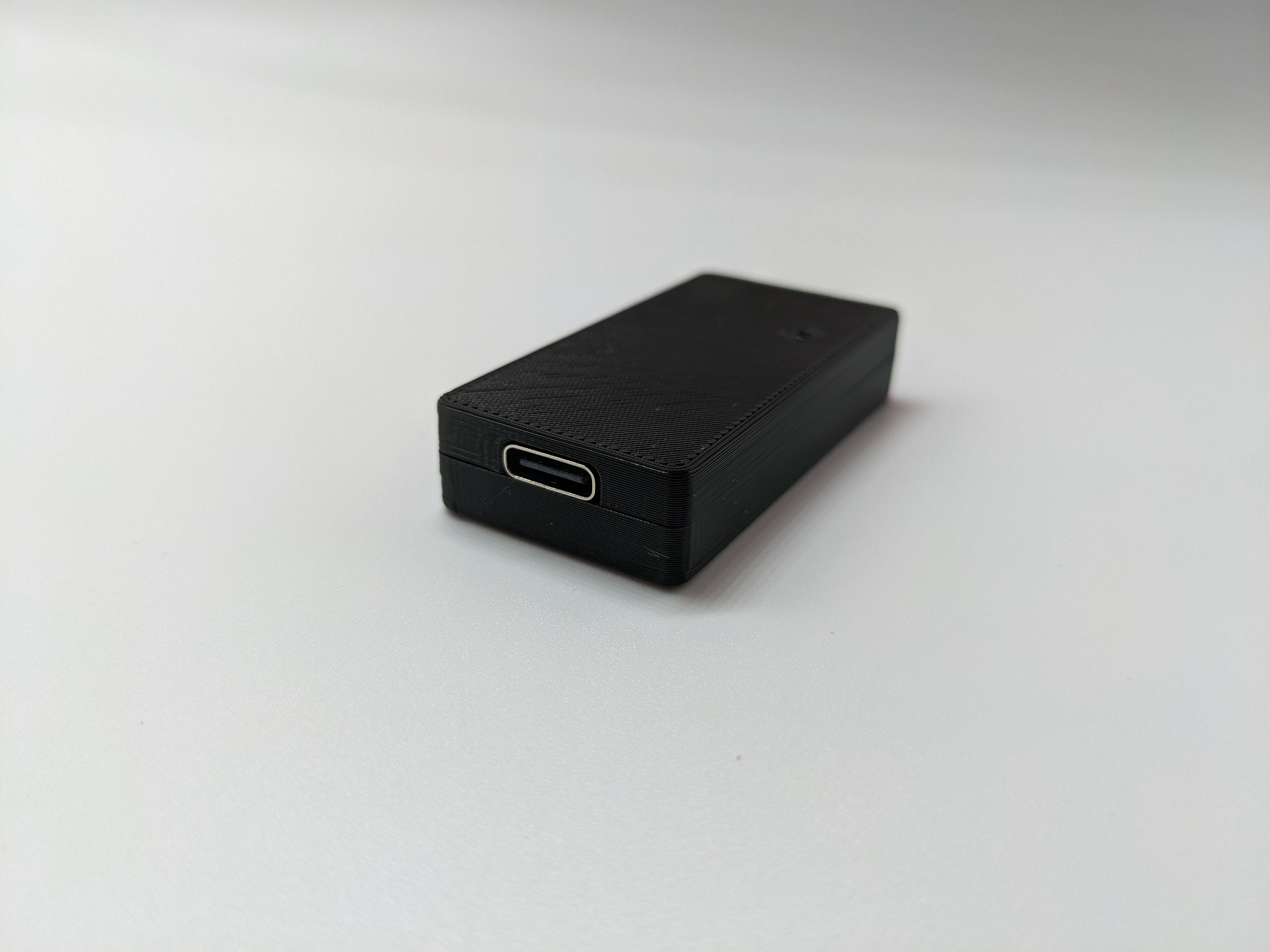 Adaptador de USB-C a Lightning – Mac Center Colombia