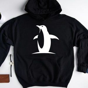 Penguen Sweatshirt, Penguen Lover Hoodie,Penguen Lover Gift, Penguen Sweater, Gift For Penguen Lover, Nature Sweatshirt, Nature Lover Hoodie