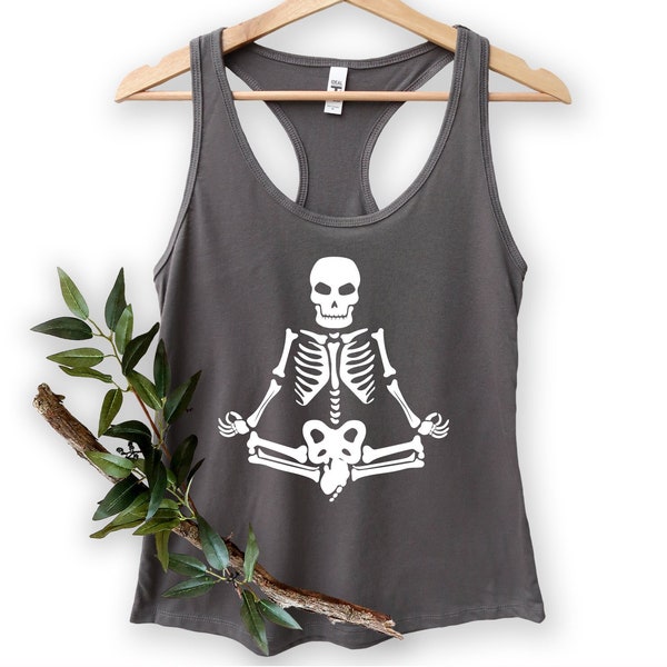 Camiseta sin mangas de yoga esqueleto, tanque de yoga de Halloween, tanque de esqueleto divertido de Halloween, regalo para yogui, camiseta sin mangas de meditación, camiseta sin mangas amante del yoga