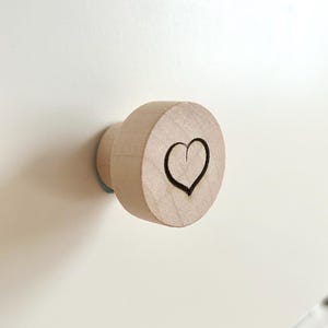 6 runde Holzknöpfe für Schränke und Kommoden – Runde Holzknöpfe für Schubladen und Kommoden – Lasergravur im minimalistischen Design