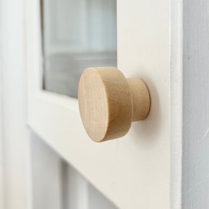 6 Wooden Cabinet Knobs - Drawer and Furniture Handles - 6 Decorative Wooden Handles for Cabinets, Dressers and Wardrobes