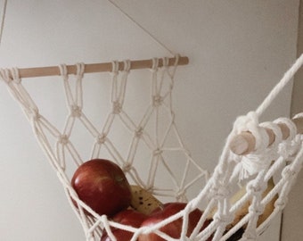 Macrame Fruit and Vegetable Basket - Fruit Hammock - Kitchen Accessory - Decorative Basket for Kitchen Counter