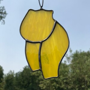 Pregnant Belly - Yellow