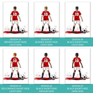 Puede incluir: Seis ilustraciones de un jugador de f&uacute;tbol con una camiseta roja con el nombre "JOSH" y el n&uacute;mero "10". Cada jugador est&aacute; de pie con un bal&oacute;n de f&uacute;tbol. El texto inferior describe el cabello y el tono de piel.