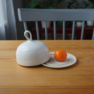 White Butter Cheese Dome Dish image 1