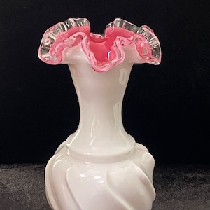 Fenton Peach Crest Blow Cased Pink White Glass Vase Swirl 6.5 inch