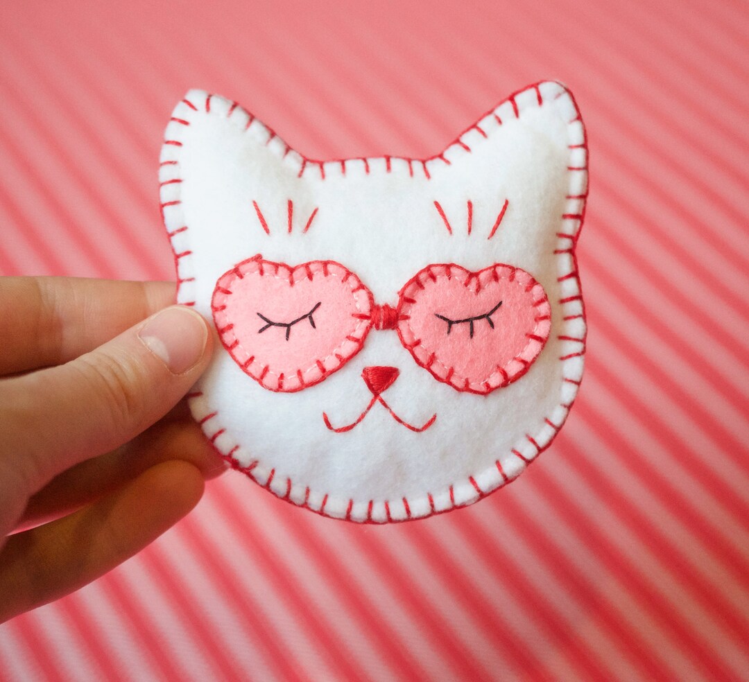 Cat Toy Valentine's Day Heart Cats Handmade Cat Toy, Organic Catnip and