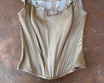 Beautiful vintage gold silk corset top with lace details sz s / cup size c Victorian classy sexy rennesance
