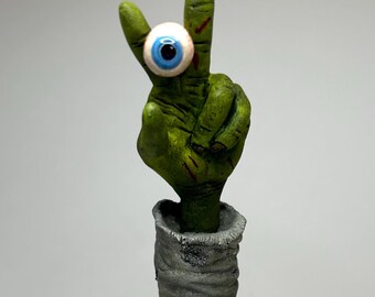 Custom / Fantasy PEZ / “Zombidelic Eye”