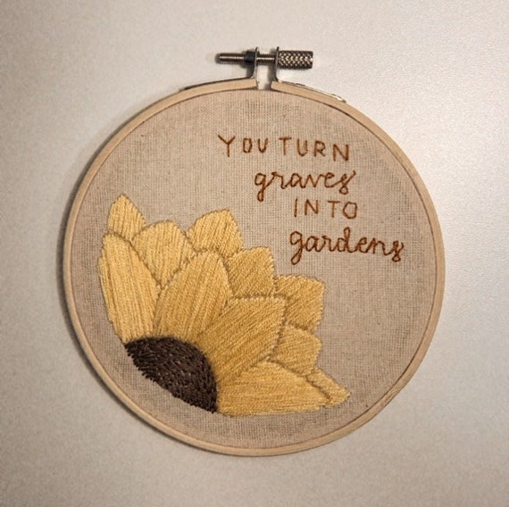 Graves Into Gardens Embroidered Hoop Embroidery Fiber Arts Art & Collectibles